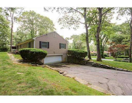 East Greenwich, RI 02818,6 Overbrook Lane