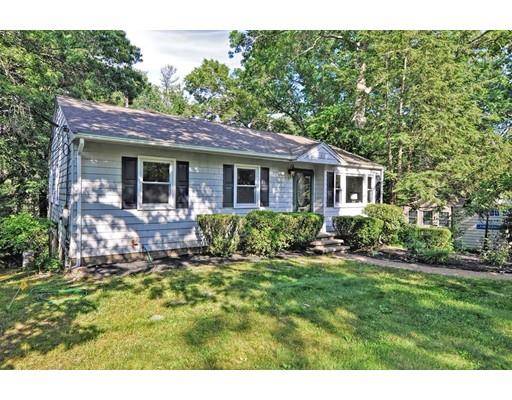 Holliston, MA 01746,43 Karen Circle