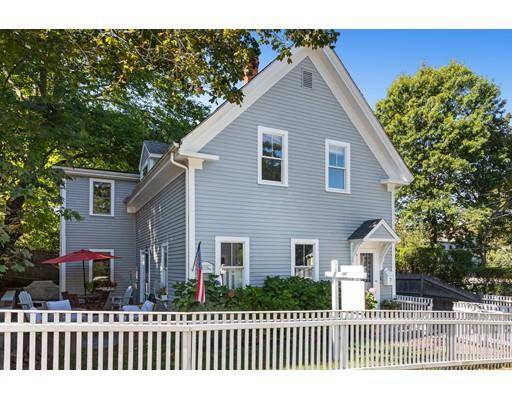 Hingham, MA 02043,7 Hersey St