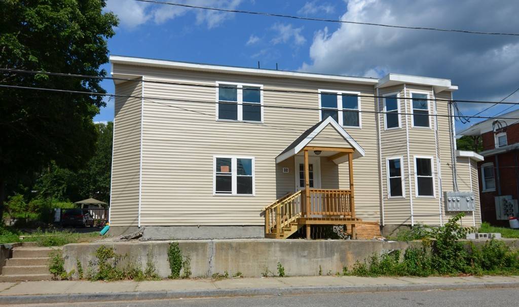 Warren, MA 01083,32 North St