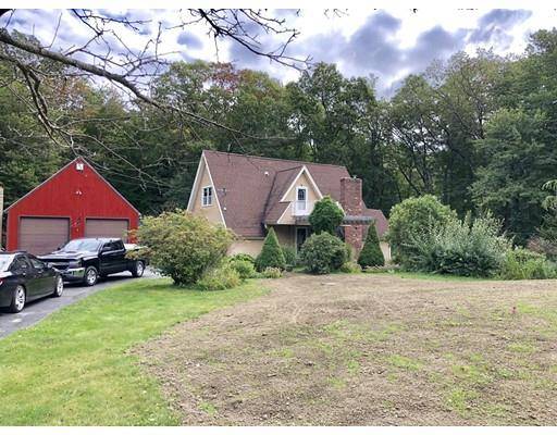 Leicester, MA 01524,7 Meadow Ln