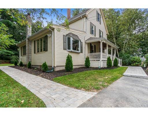 Saugus, MA 01906,16 Ellis St