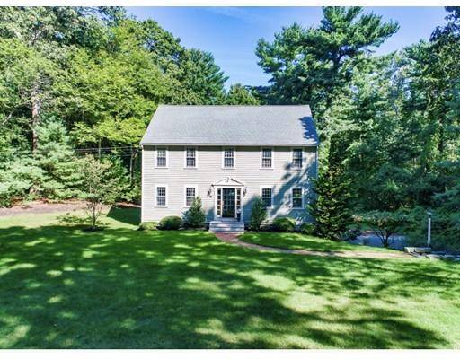 Duxbury, MA 02332,80 Bayberry Ln