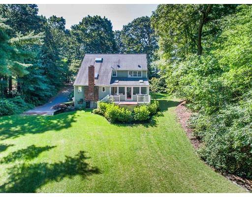 Duxbury, MA 02332,80 Bayberry Ln