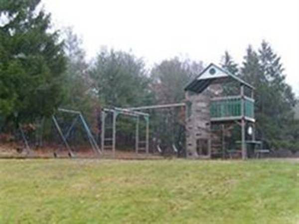 New Bedford, MA 02745,2120 Phillips Rd #18