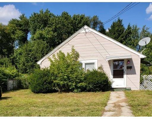 Dudley, MA 01571,2 Pine St