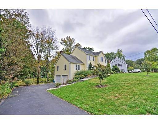 North Attleboro, MA 02760,26 Pond View Way