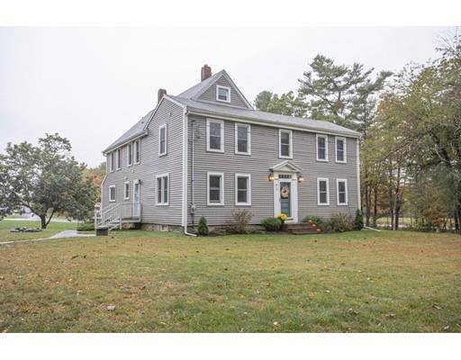 Taunton, MA 02718,815 Middleboro Ave