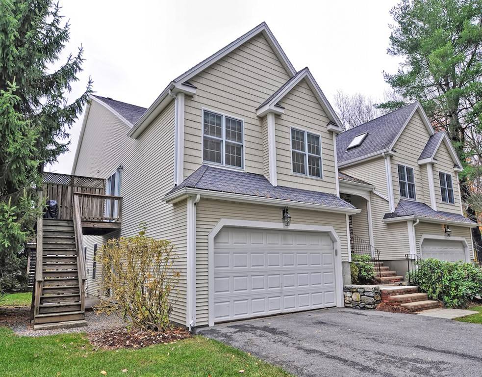 Grafton, MA 01536,23 Northgate Court #23