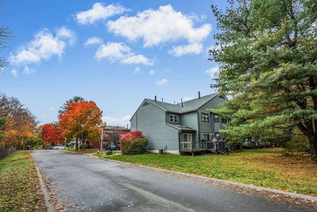 Taunton, MA 02780,110 Dean St #7