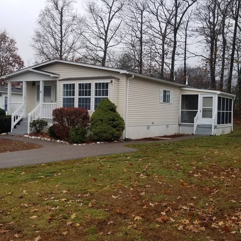 Rockland, MA 02370,4 Hickory Circle