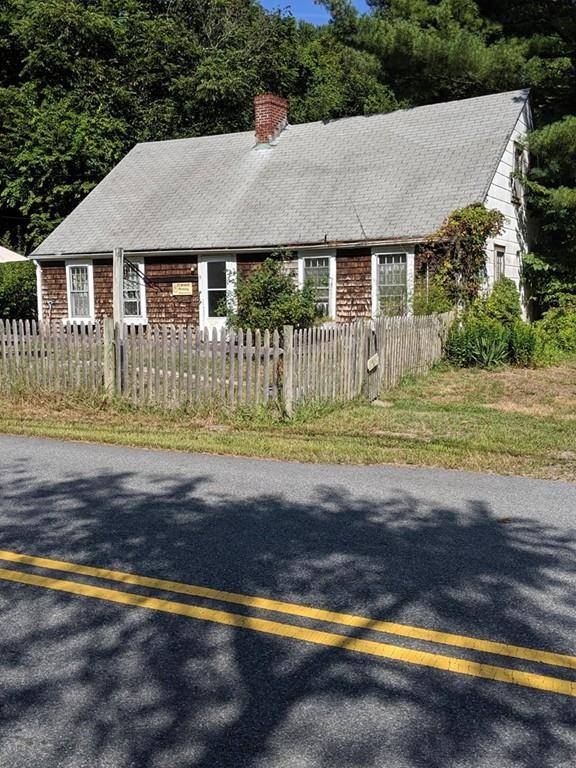 Plympton, MA 02367,21 Crescent St