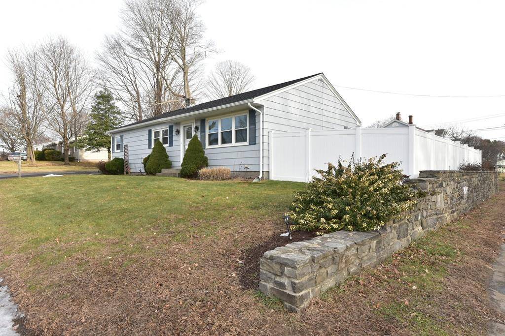 Webster, MA 01570,2 Normandy Ave