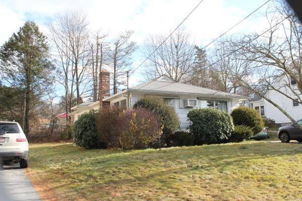 Dudley, MA 01571,10 Conant Ave