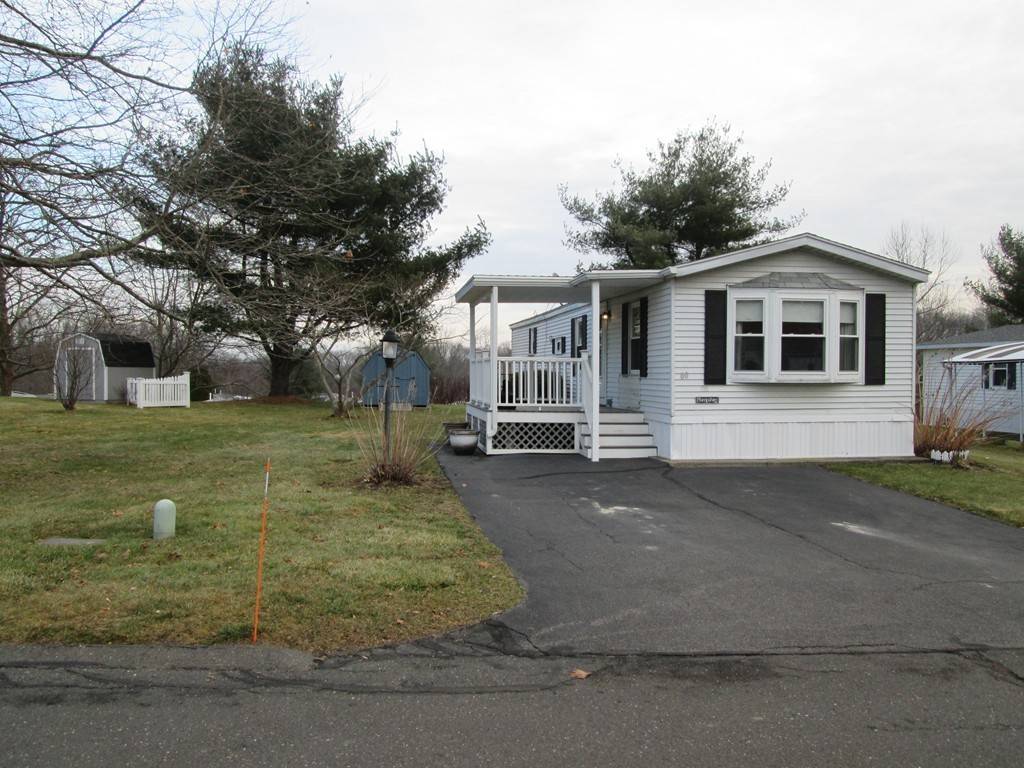 West Springfield, MA 01089,80 Clayton Drive #80