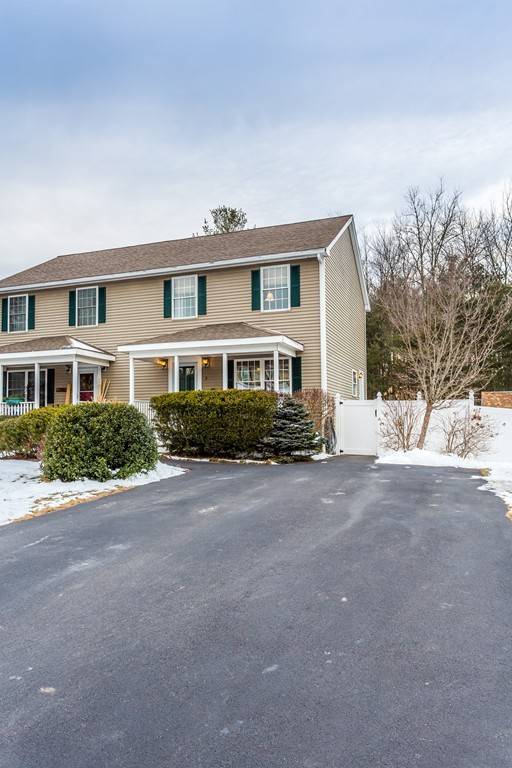 Berkley, MA 02779,8 Admirals Way #8