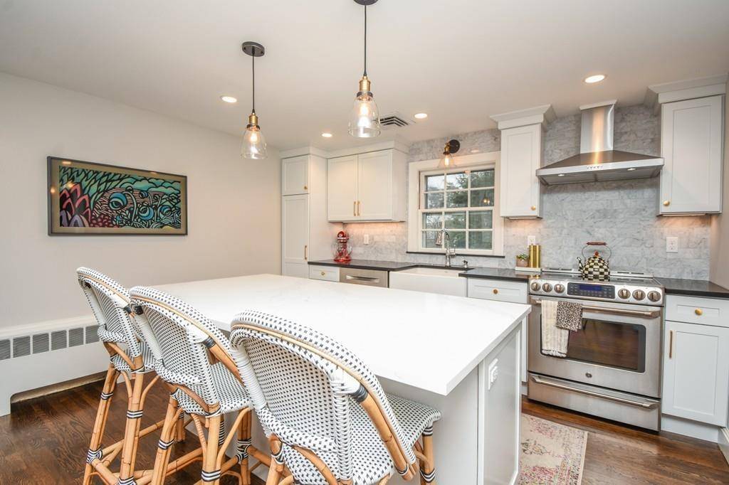 Needham, MA 02492,21 Lancaster Road