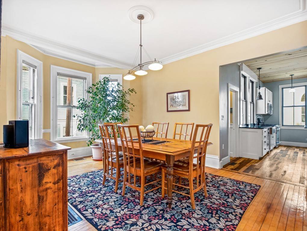 Boston, MA 02135,21 Sparhawk St #21