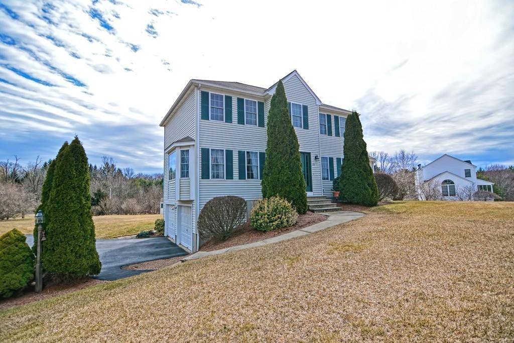 Northbridge, MA 01588,25 Green Meadow Court