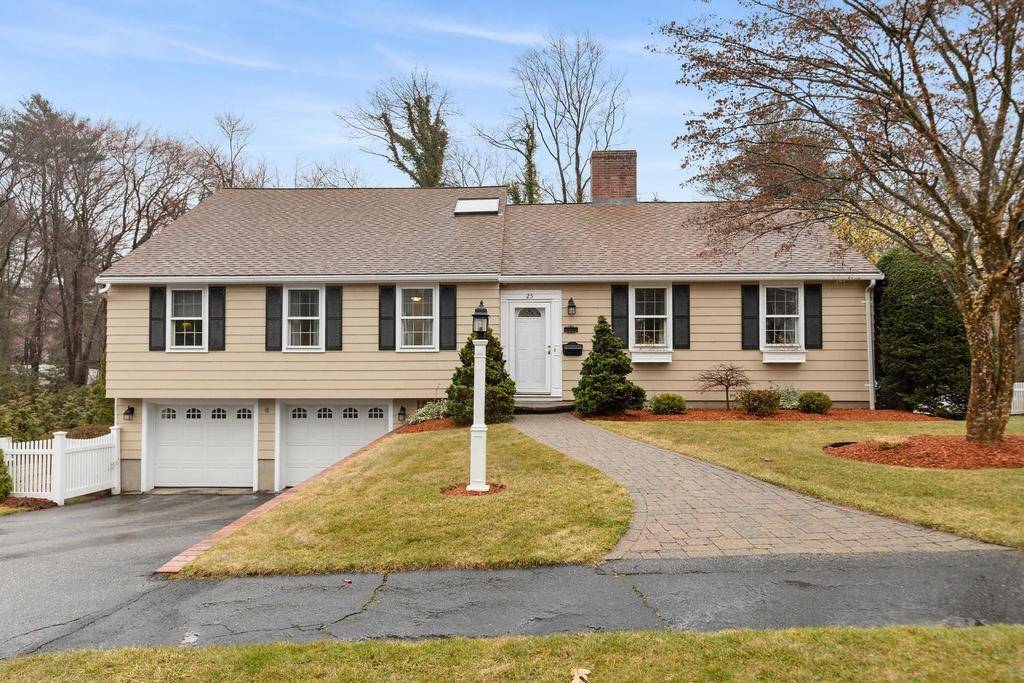 Lynnfield, MA 01940,25 Robin Road