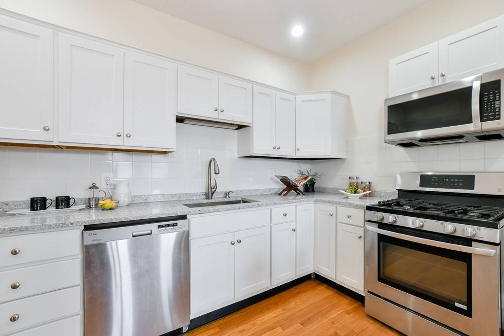 Boston, MA 02130,122 Day St #3
