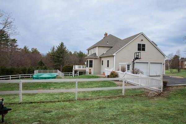 Ludlow, MA 01056,60 Clearwater Cir