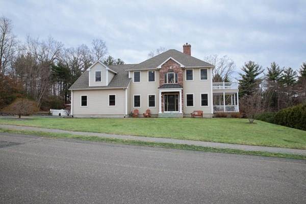 Ludlow, MA 01056,60 Clearwater Cir