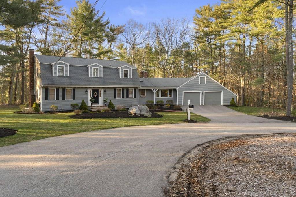 Duxbury, MA 02332,20 Holly Tree Ln