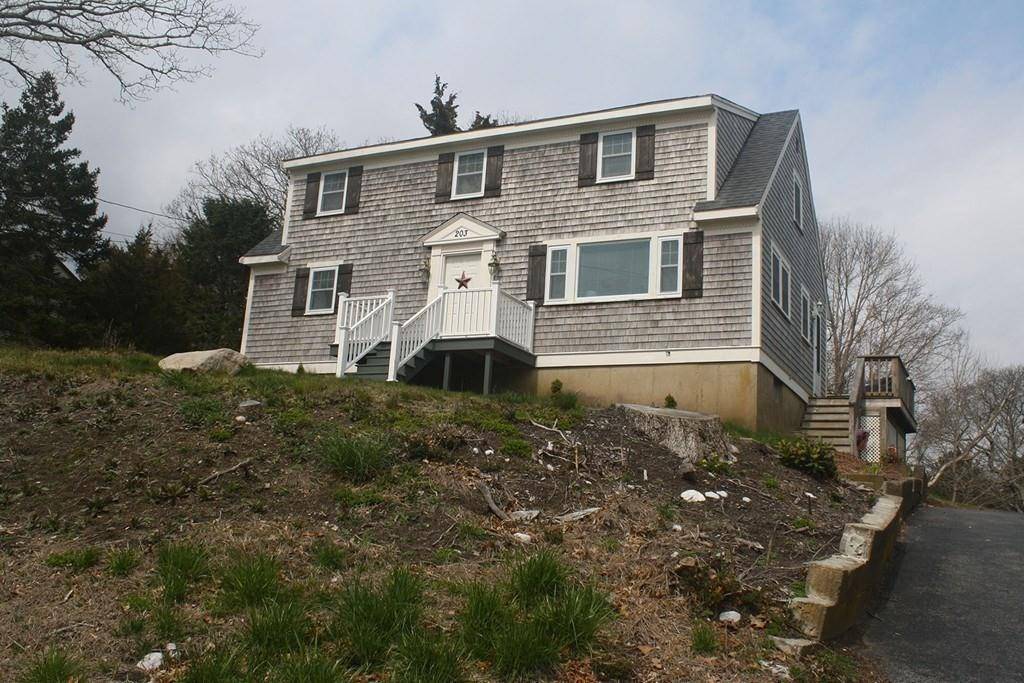 Bourne, MA 02562,203 Williston