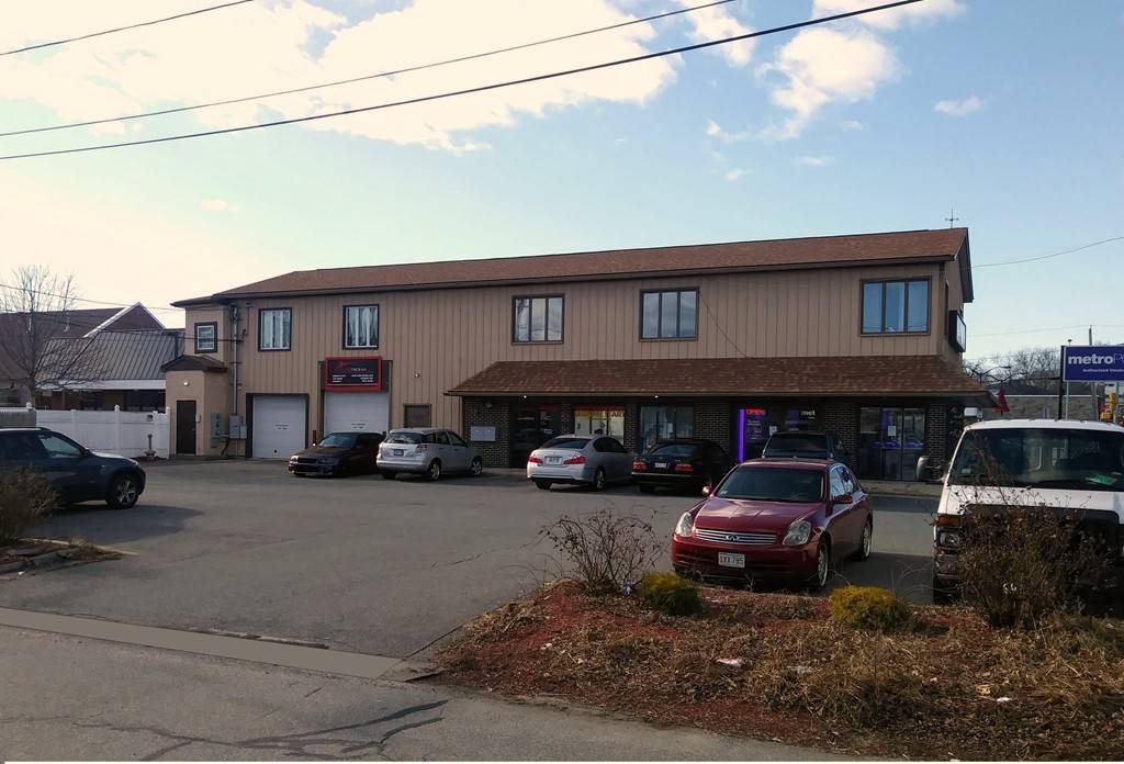 Lowell, MA 01851,1774 Middlesex St