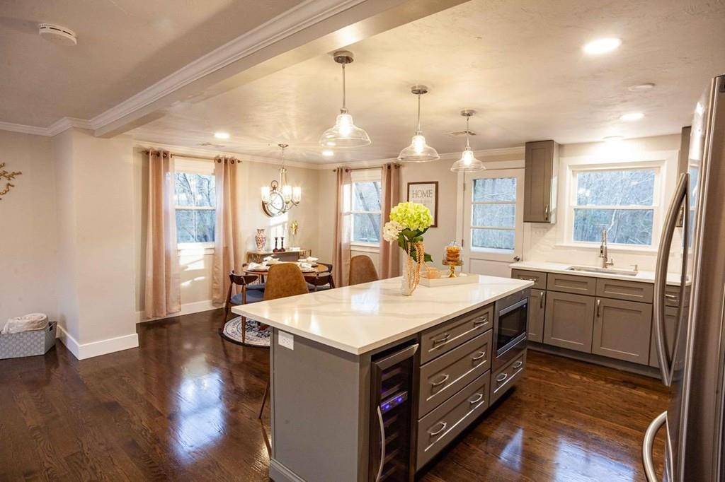 Berlin, MA 01503,276 West St