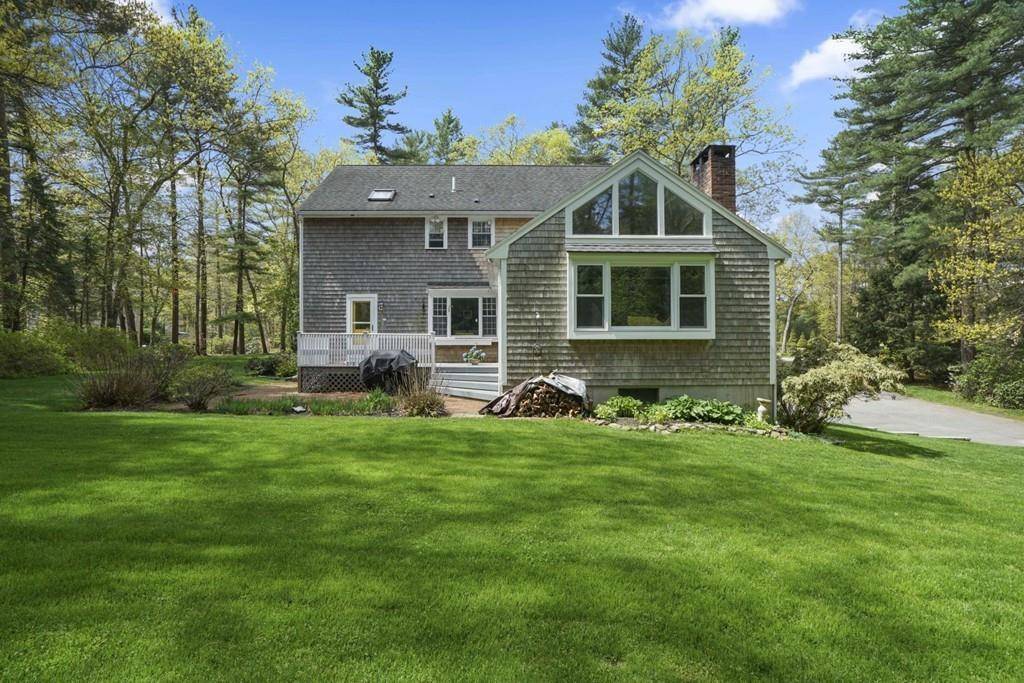 Duxbury, MA 02332,105 Pine Lake Rd