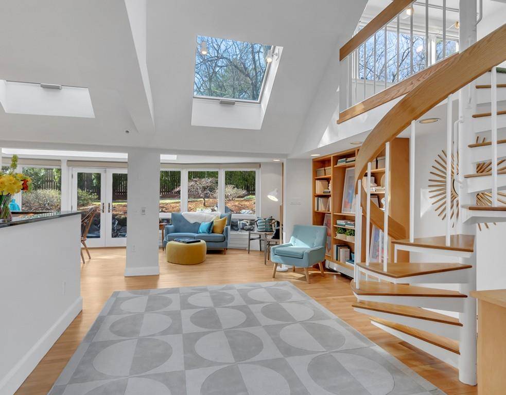 Lexington, MA 02420,22 Burlington Street