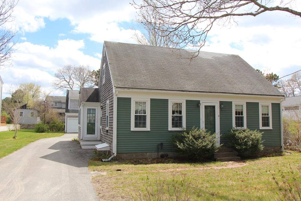 Bourne, MA 02532,6 Cleveland Cir