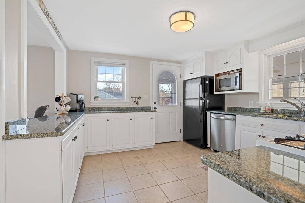 Weymouth, MA 02188,44 Pleasantview Ave