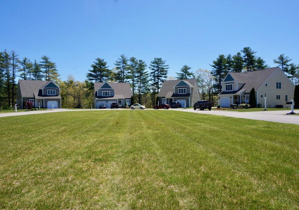 Plympton, MA 02367,10 Cranberry Knoll St #10