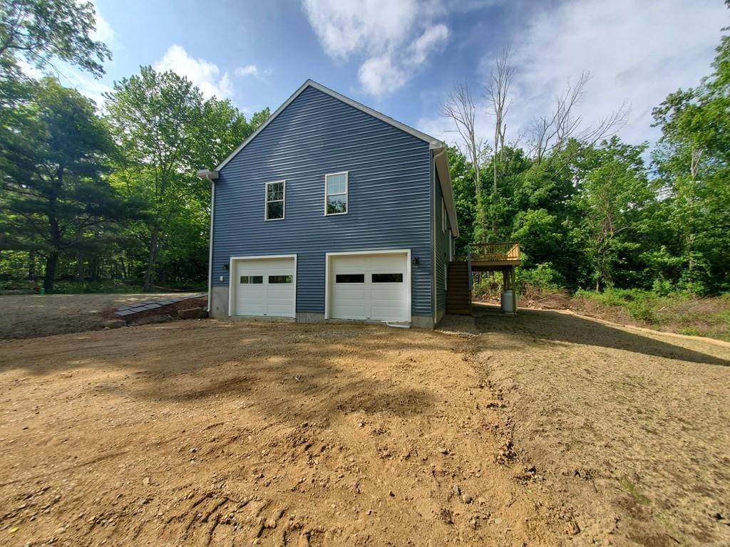 North Brookfield, MA 01535,60 Old East Brookfield Rd