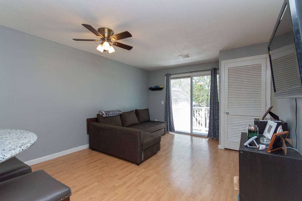 Taunton, MA 02780,450 Somerset Ave #609