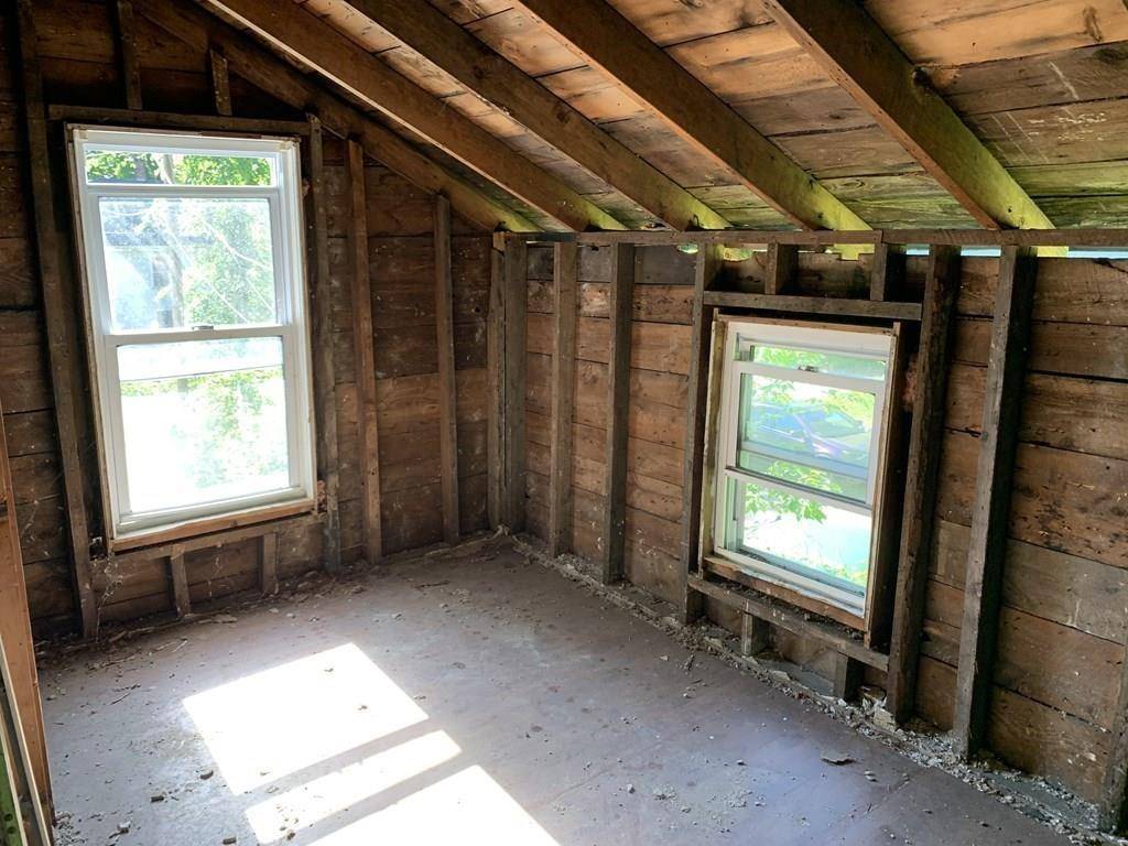 Athol, MA 01331,95 C St