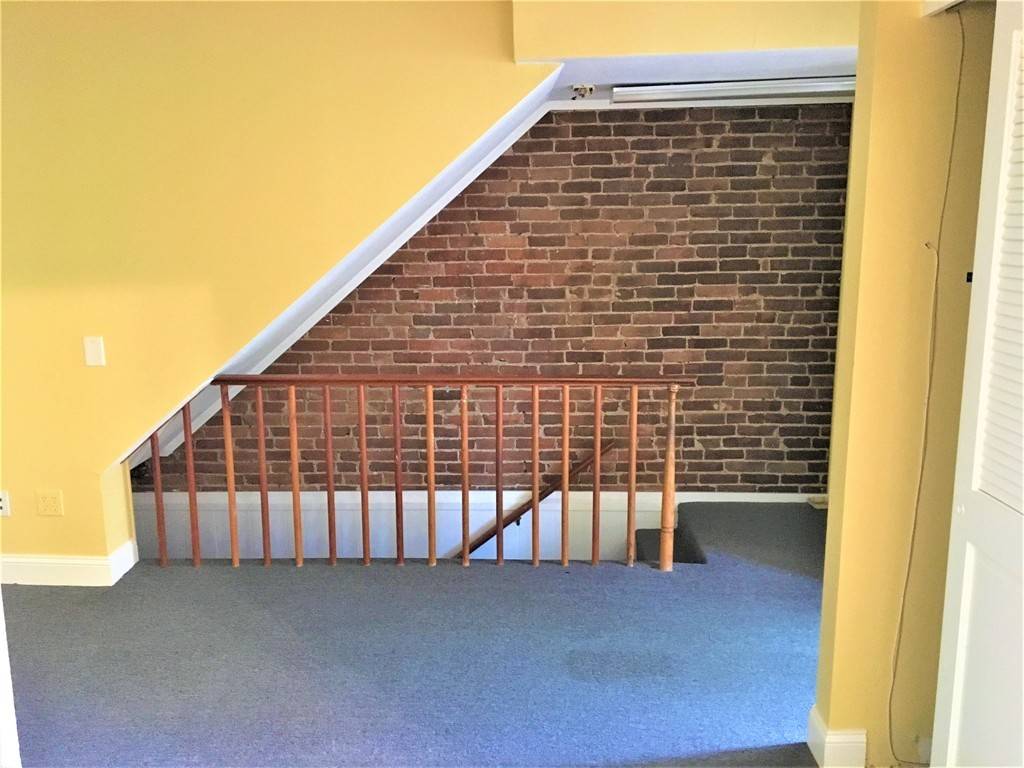 2 Summit Ave #1 Brookline, MA 02446