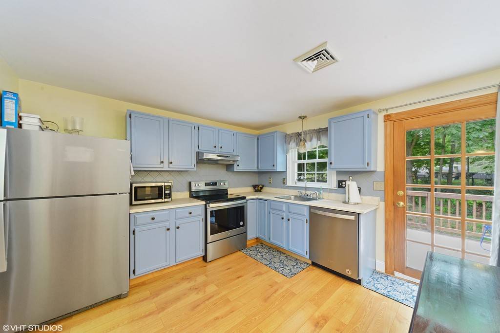 Wrentham, MA 02093,15 Clark Rd #15