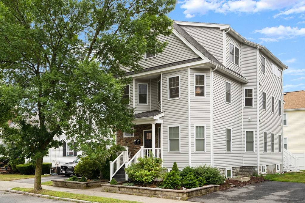 Arlington, MA 02474,36 River St #2