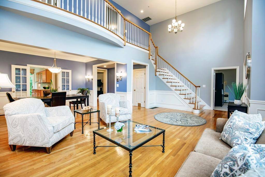 North Andover, MA 01845,67 Sherwood Drive