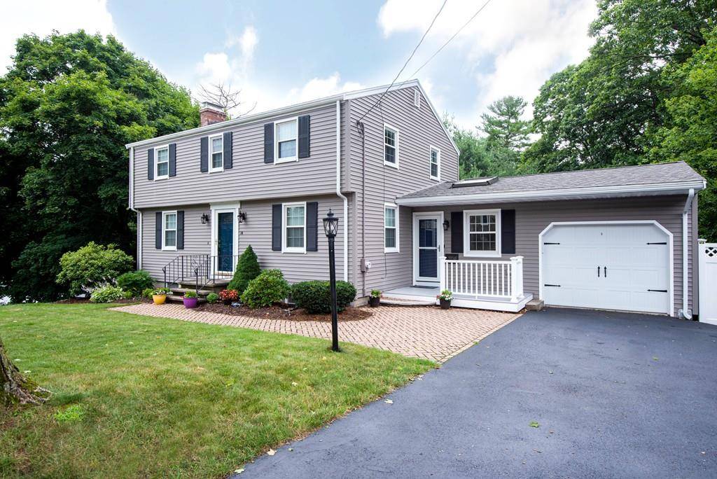 Lynnfield, MA 01940,14 Archer Ln