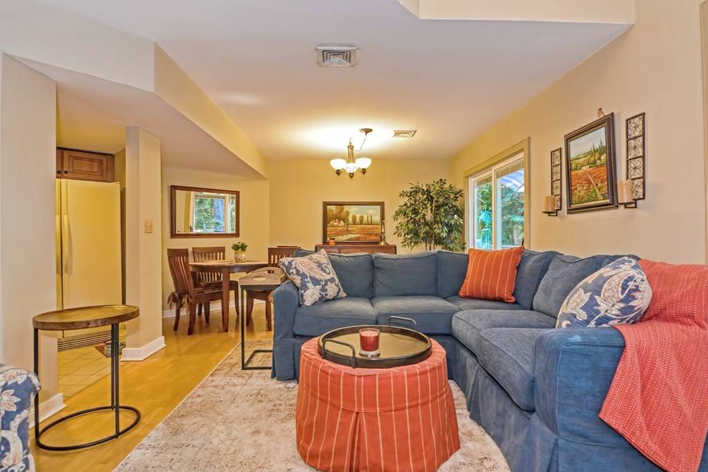 Taunton, MA 02780,110 Dean St. #98