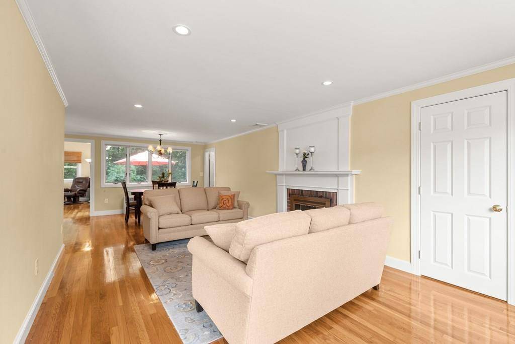 Westwood, MA 02090,108 Edgewood Rd