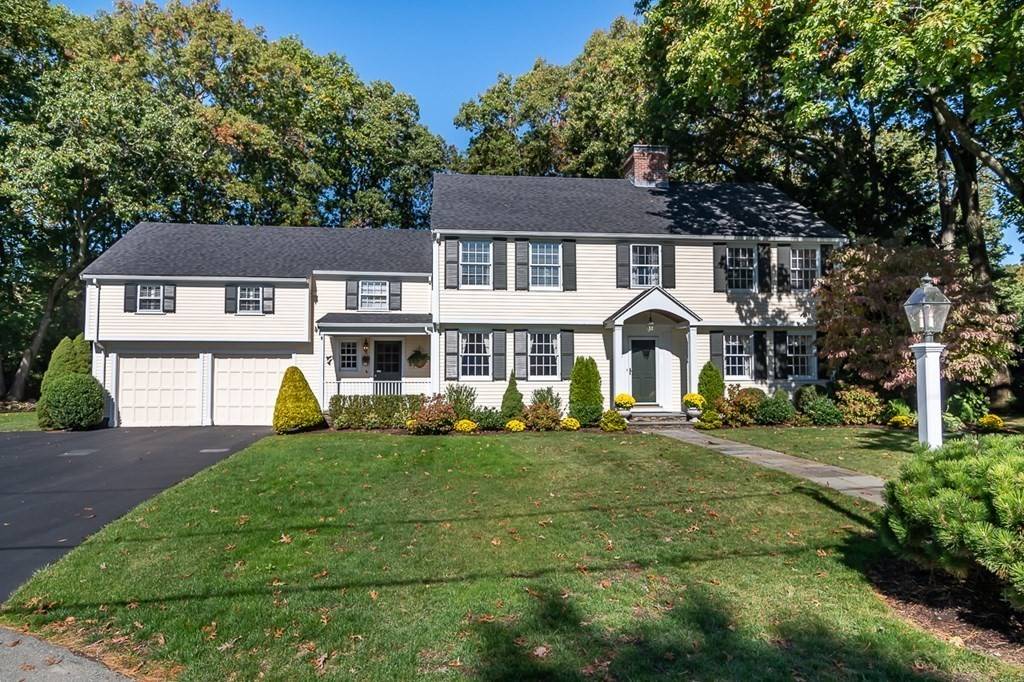 Wellesley, MA 02481,11 Mountview Rd