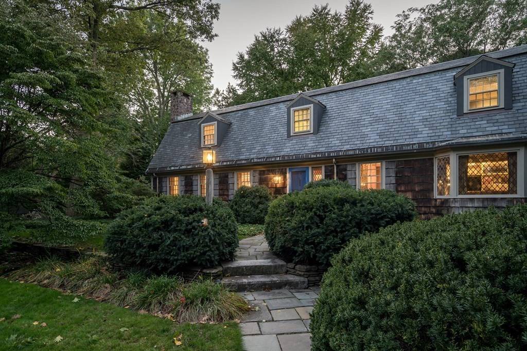 Brookline, MA 02467,260 Eliot St