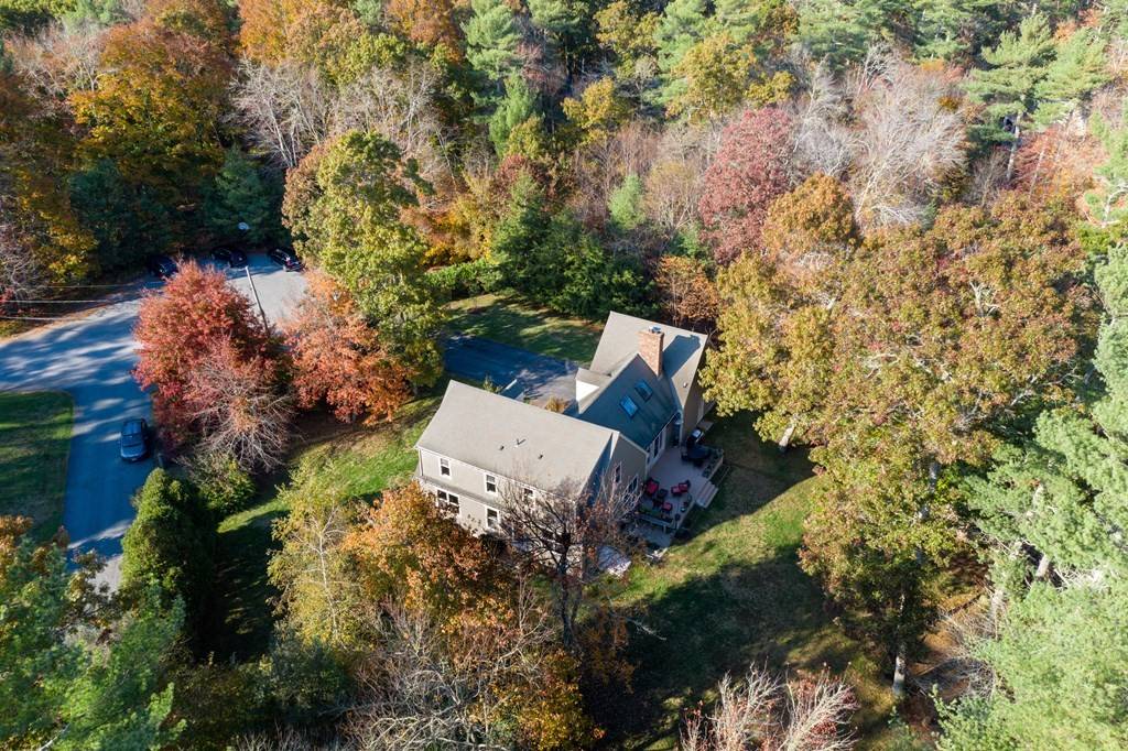 Mattapoisett, MA 02739,16 Beech Wood Rd