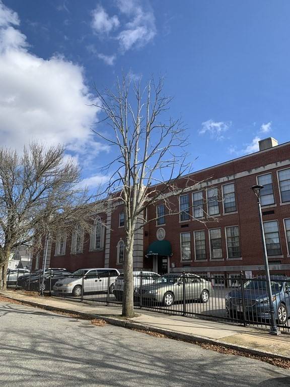 Fall River, MA 02720,171 Ogrady St #108